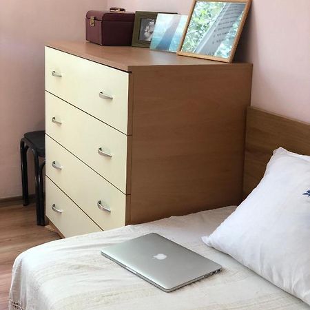 Compact City Center Apartment Kŭrdzhali Exteriér fotografie