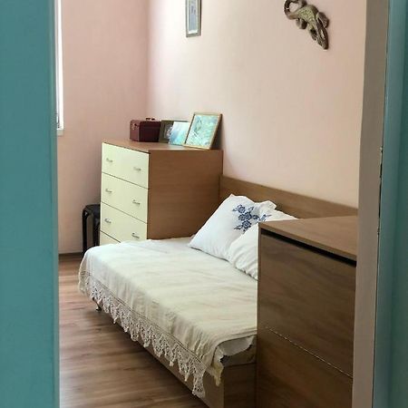 Compact City Center Apartment Kŭrdzhali Exteriér fotografie